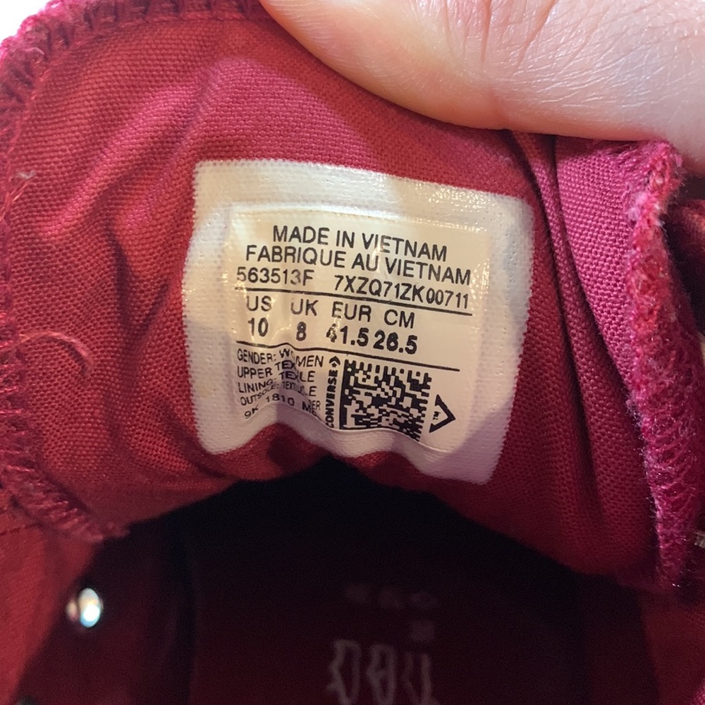 Red Mid Rise Converse - Picture 5 of 5